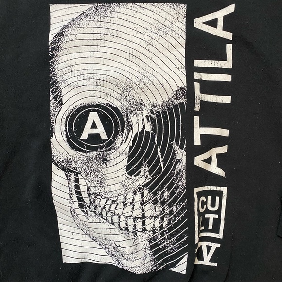 Hot Topic Other - Atila Cult - crewneck - Emo - goth - punk - metal sweater - graphic skull - Y2K